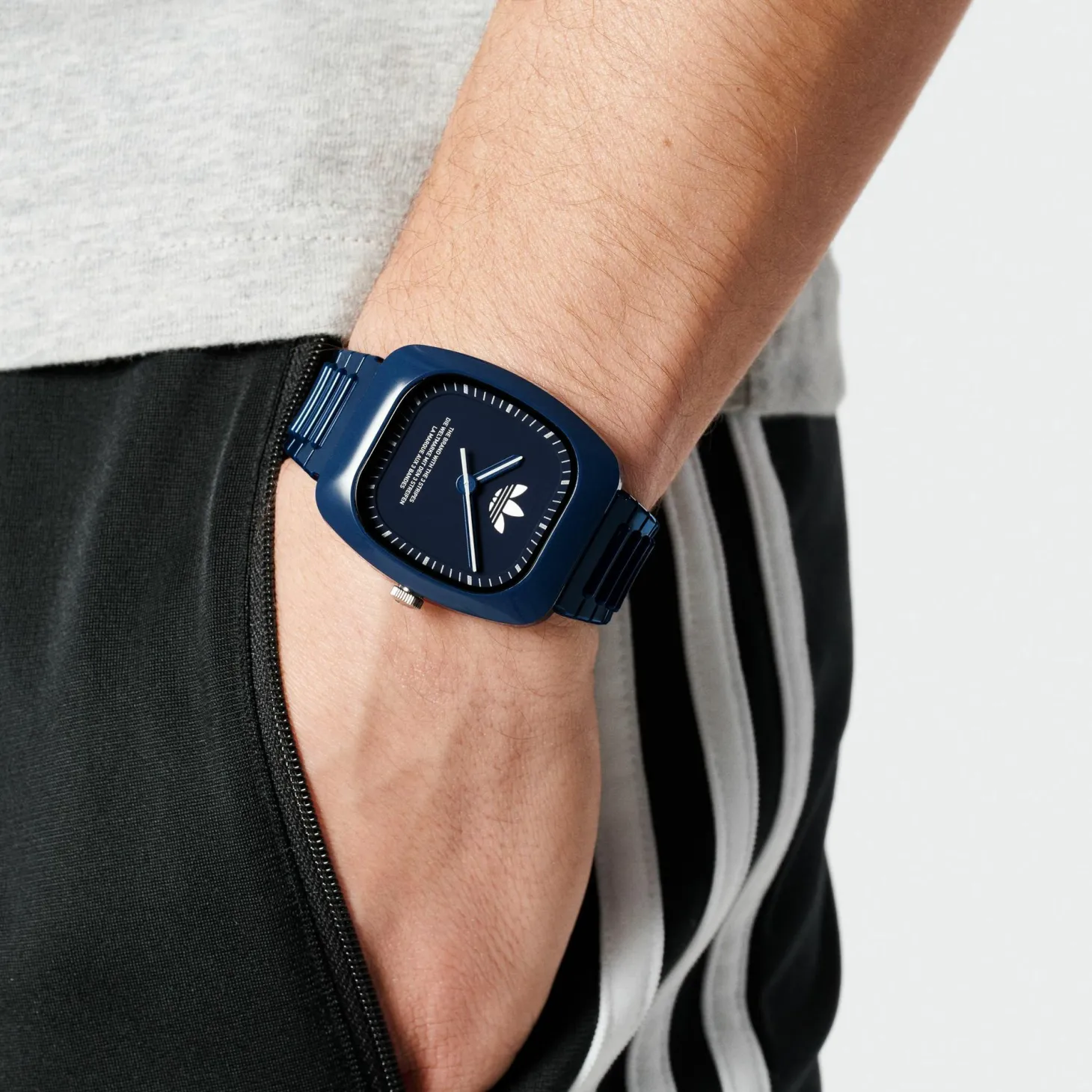 Adidas Unisex Uhr Retro Wave Two