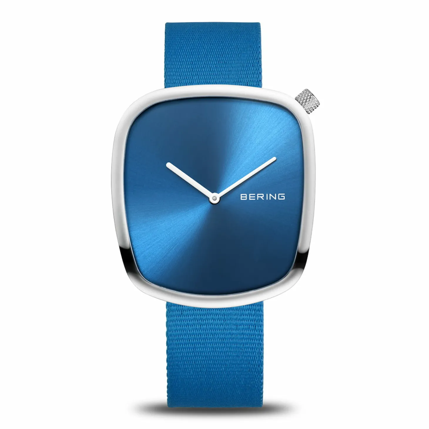 Bering Armbanduhr OCEAN PEBBLE MIT RECYCELTEM OZEAN-PLASTIK blau 18040-308