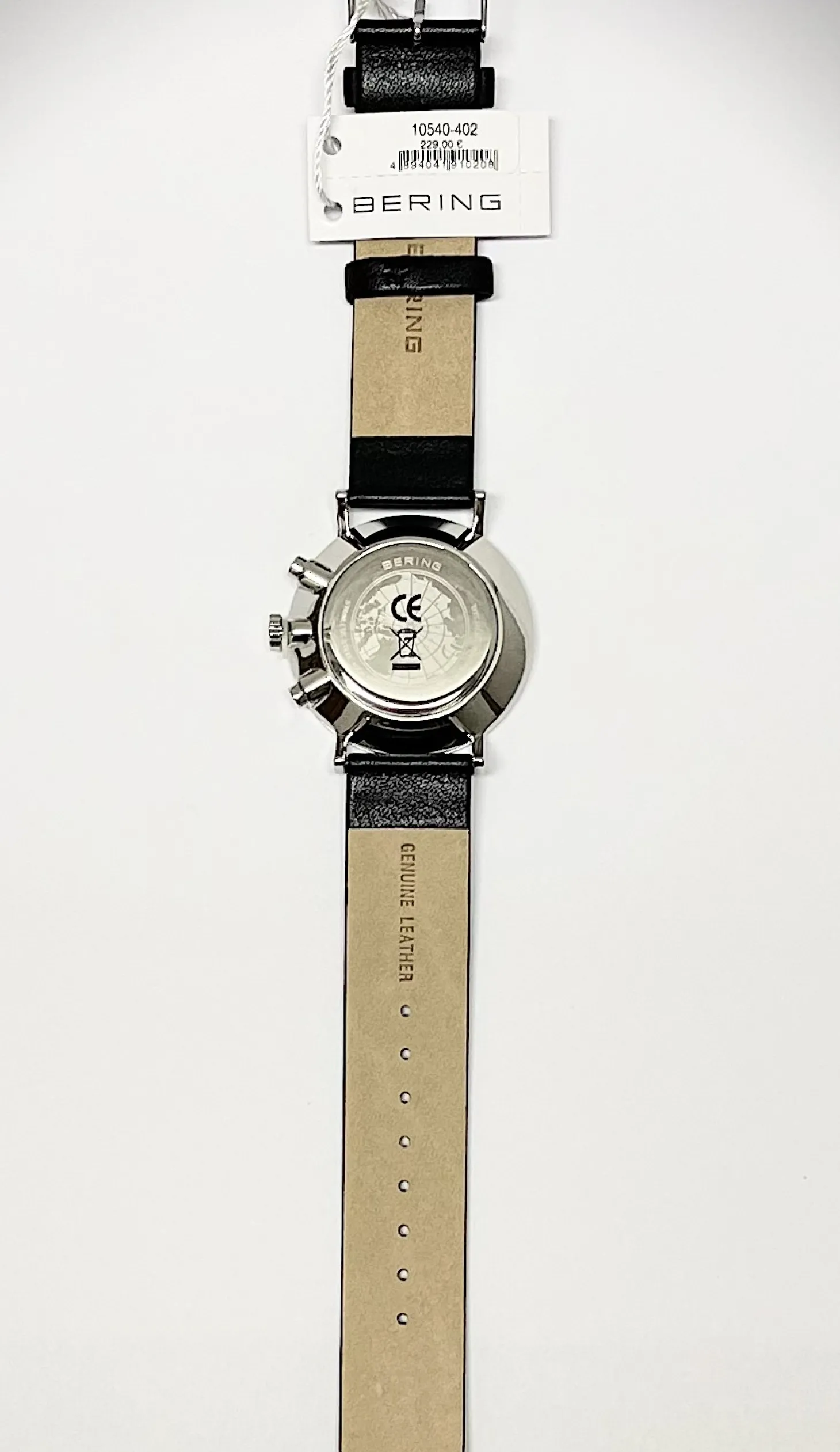 BERING Classic Unisex Uhr in Silber Glänzend mit Saphirglas und Edelstahlgehäuse