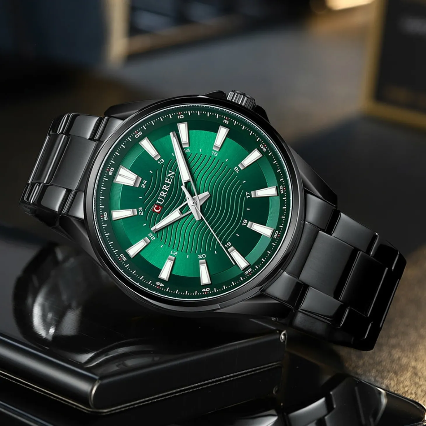 CURREN Men's Quartz Wristwatch Stainless Steel 8424