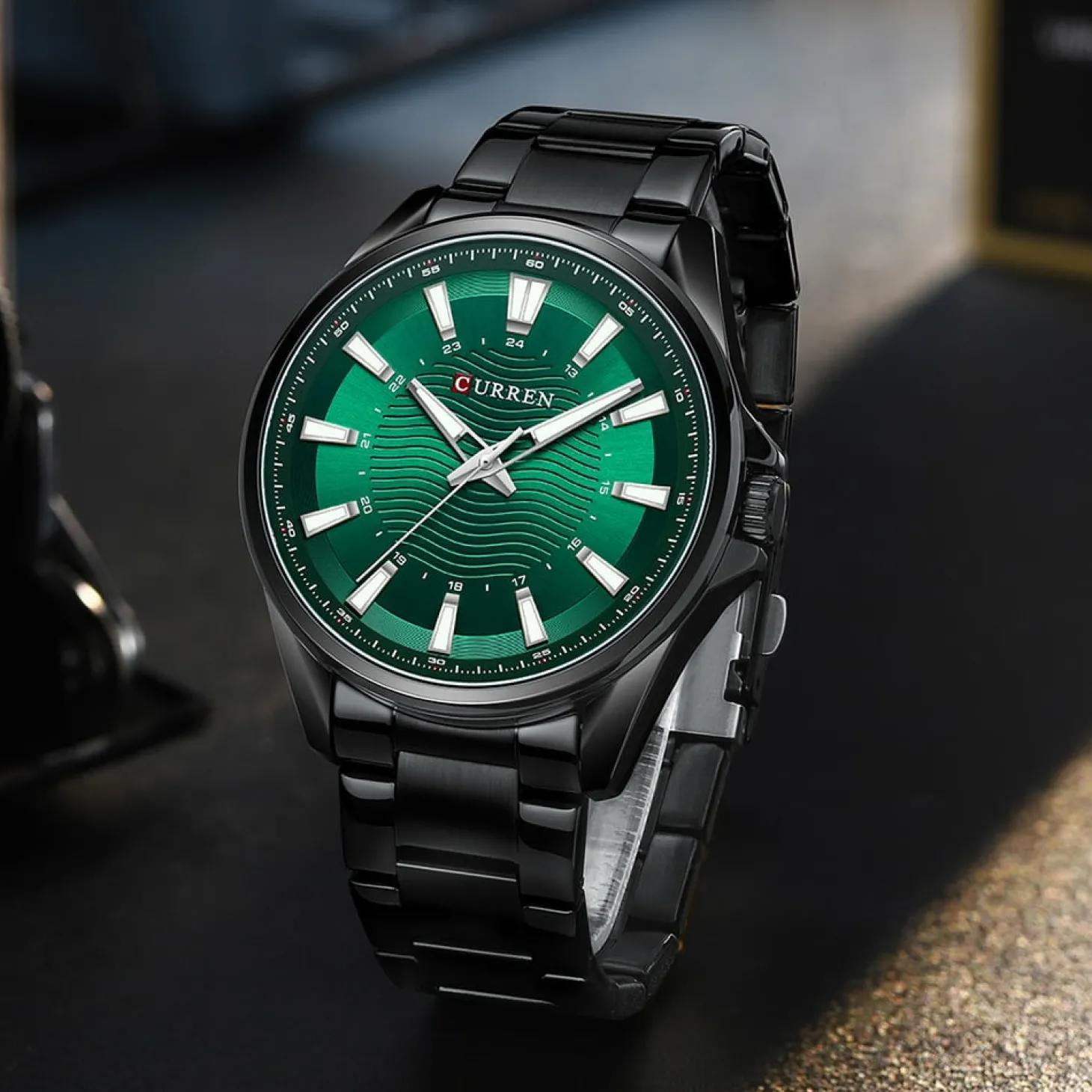 CURREN Men's Quartz Wristwatch Stainless Steel 8424