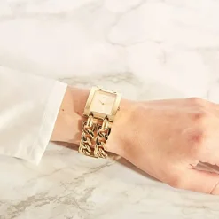 Guess Damen Armbanduhr HEAVY METAL 28 mm W1117L2