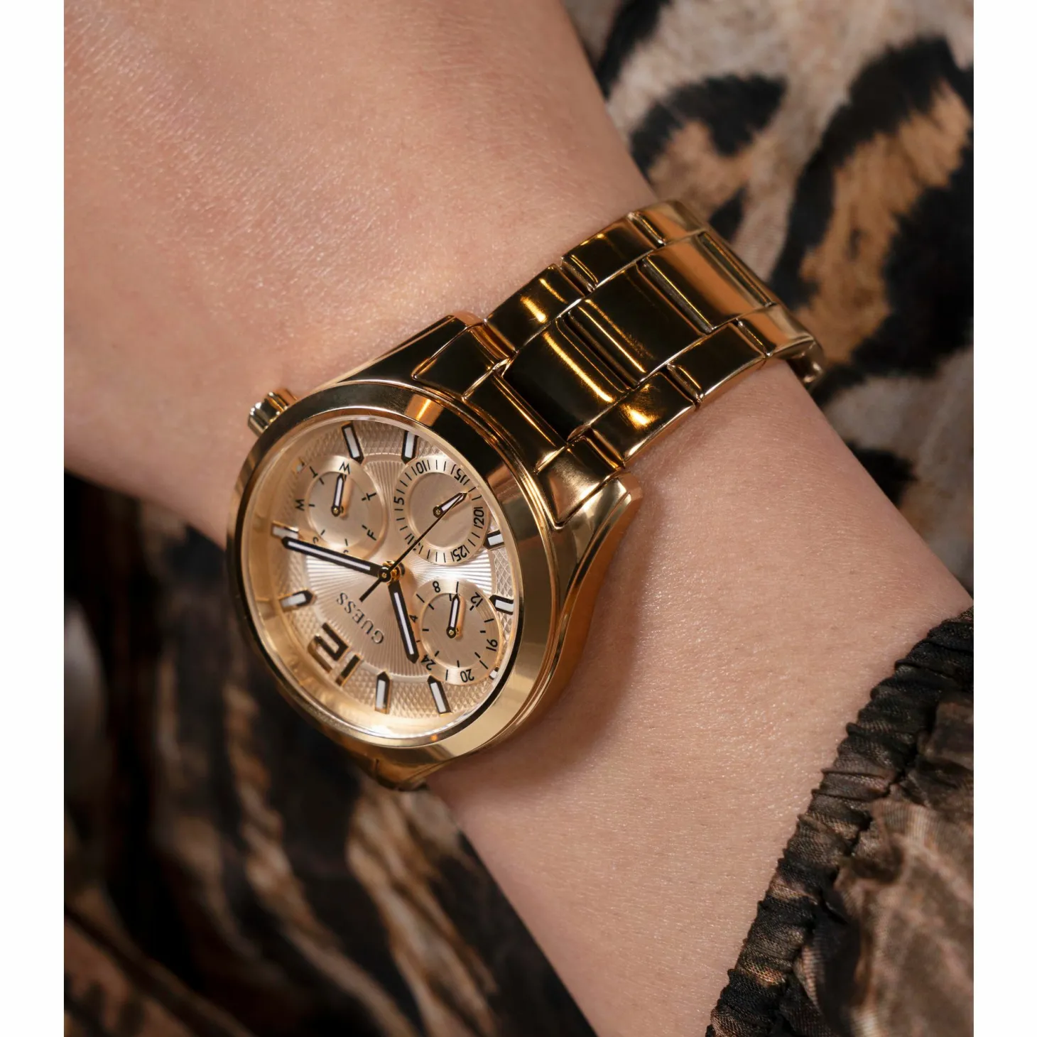 Guess Damen Armbanduhr Zoe