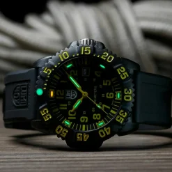 Luminox Herrenuhr SEA LION 44 MM 2050 Series X2.2059.2