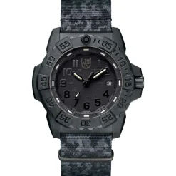 Luminox Uhr Herren Navy Seal 45 mm Schwarz XS.CE01.BO