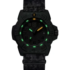 Luminox Uhr Herren Navy Seal 45 mm Schwarz XS.CE01.BO